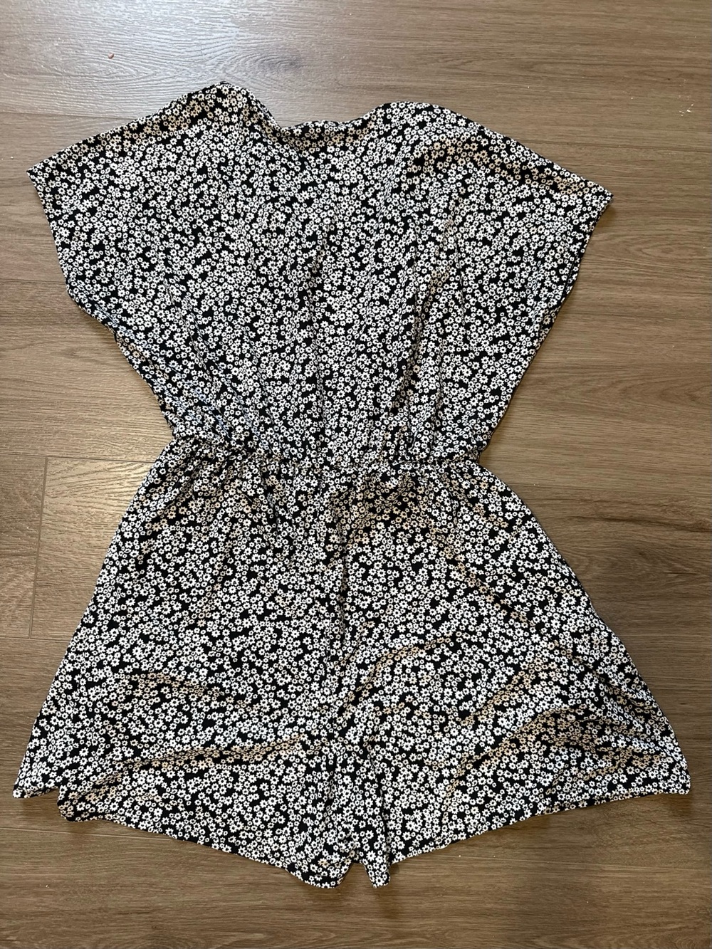 Uniqlo Black and White Floral Romper